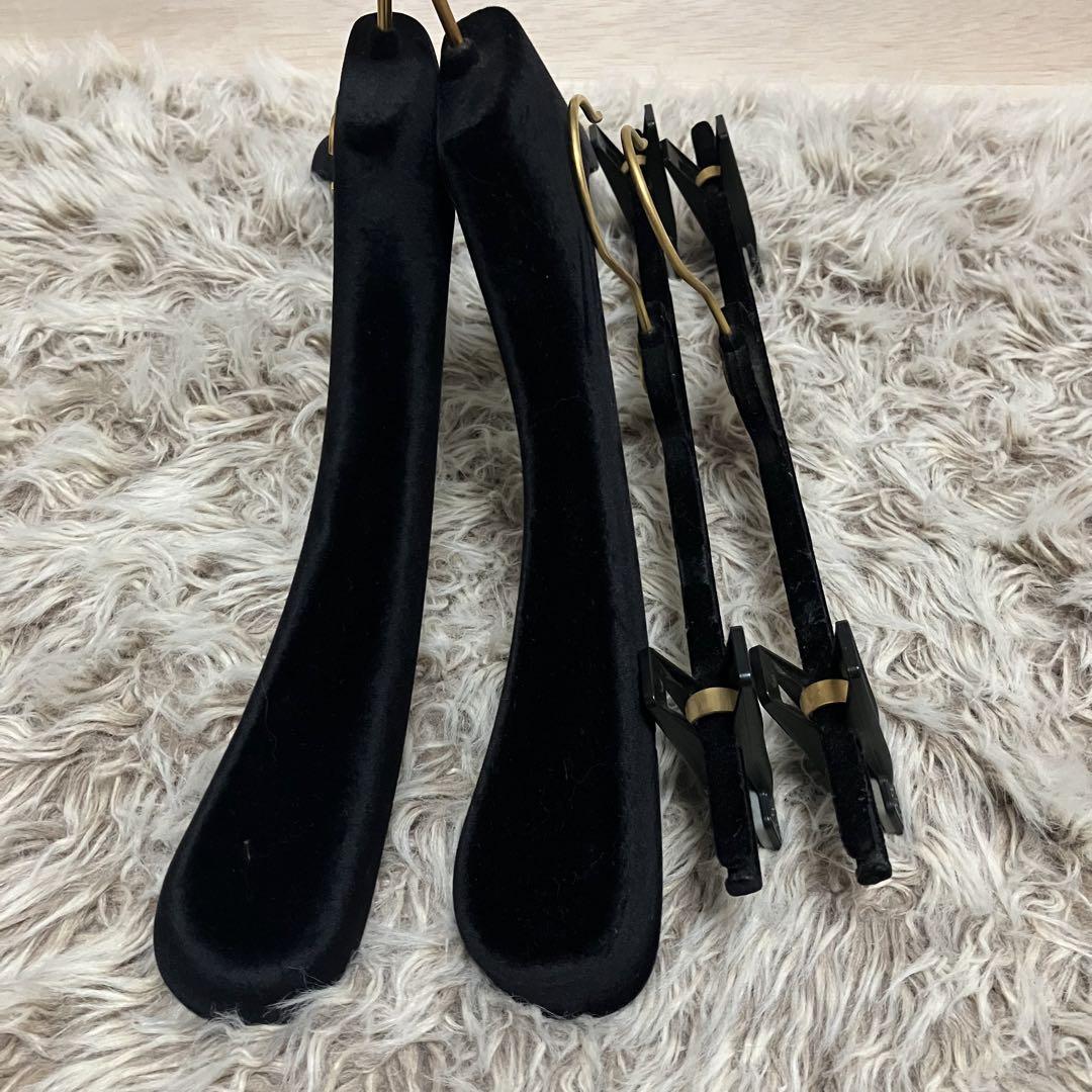 CHANEL ベロアハンガー　2種　4本セット