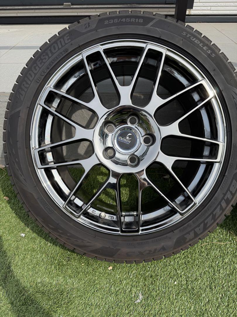 レクサスES 235/45R18 スタッドレスタイヤ
