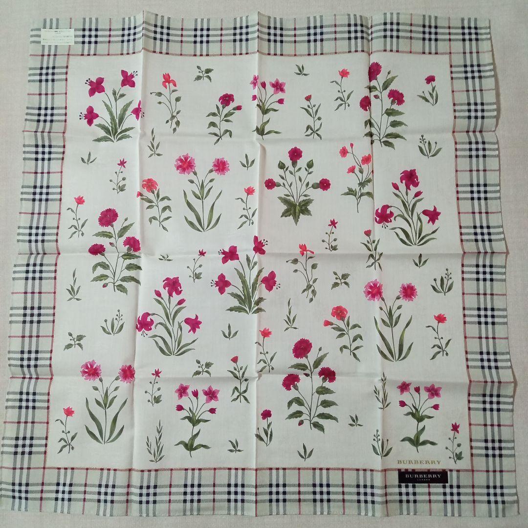 未使用 3枚セット Burberry バーバリー ハンカチ チェック 桜
