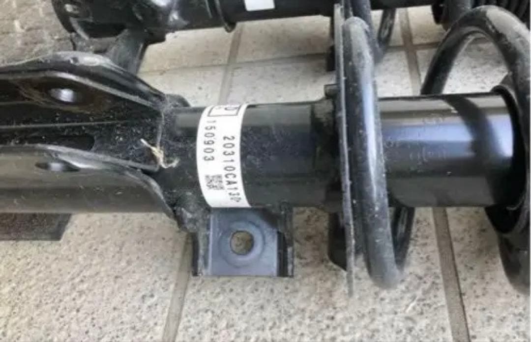 zc6 純正ショック