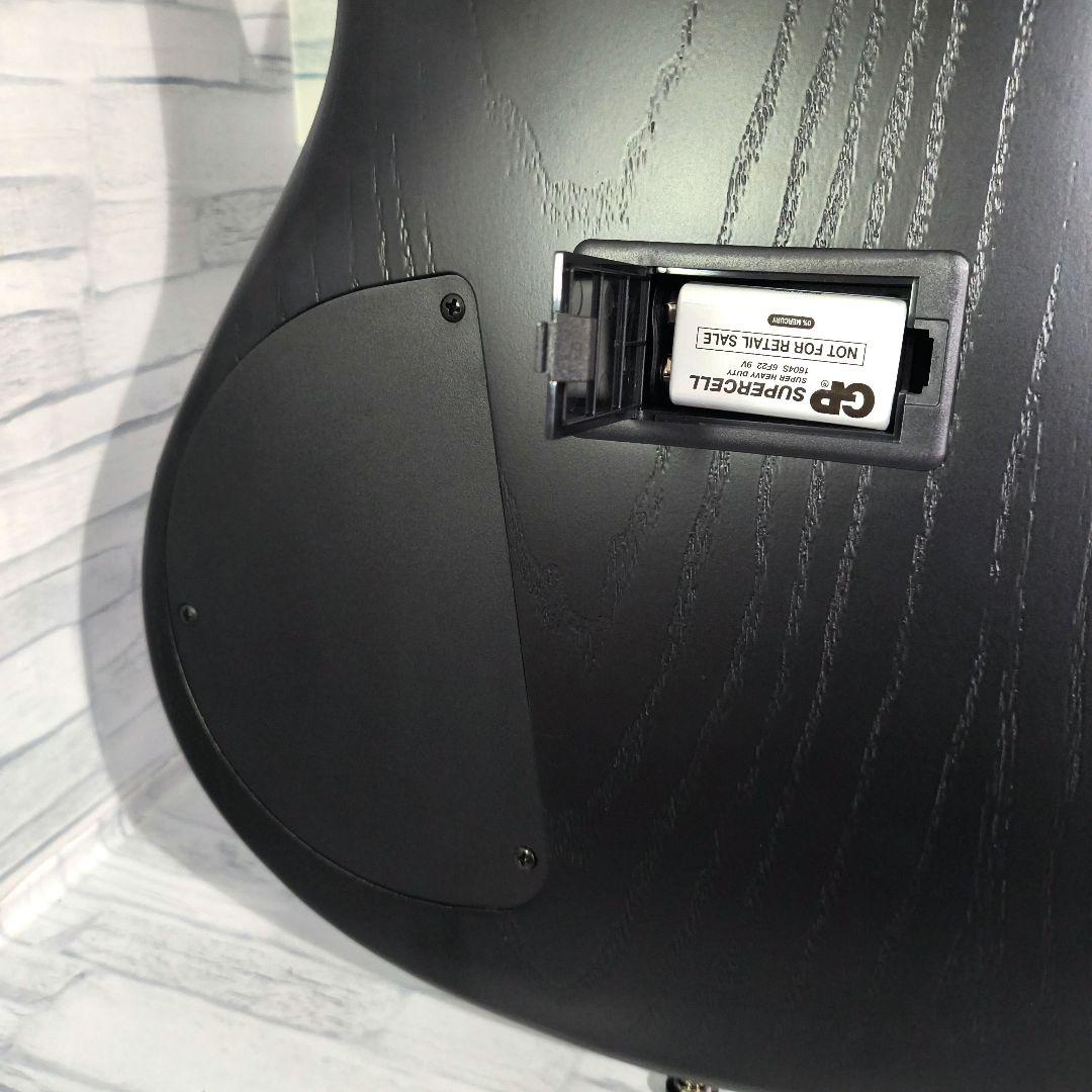 F*h様 極美品　Ibanez SSR625　ベース　セット