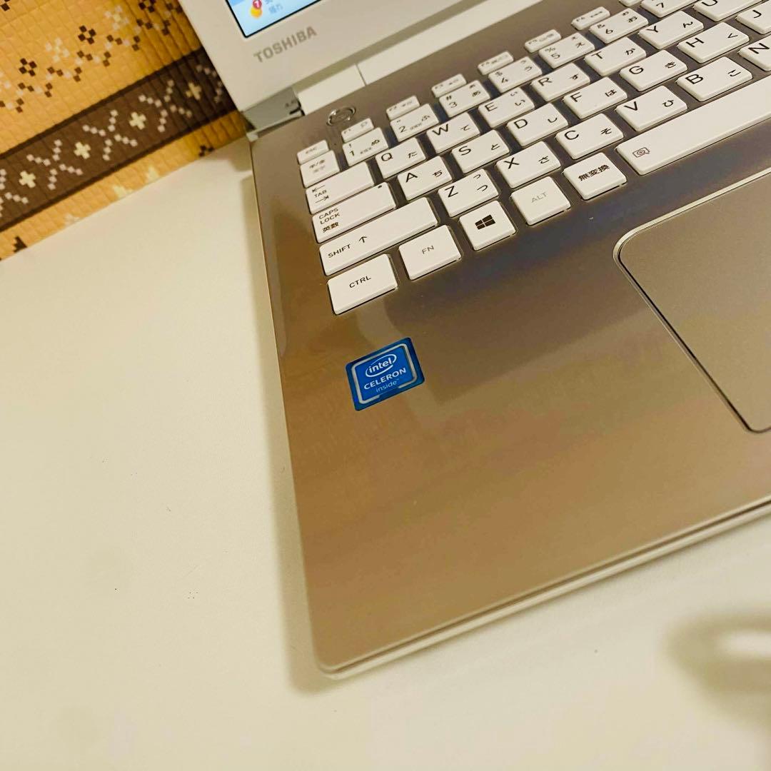 Y793 TOSHIBAノートパソコンSSDサクサクWindows11オフィス付