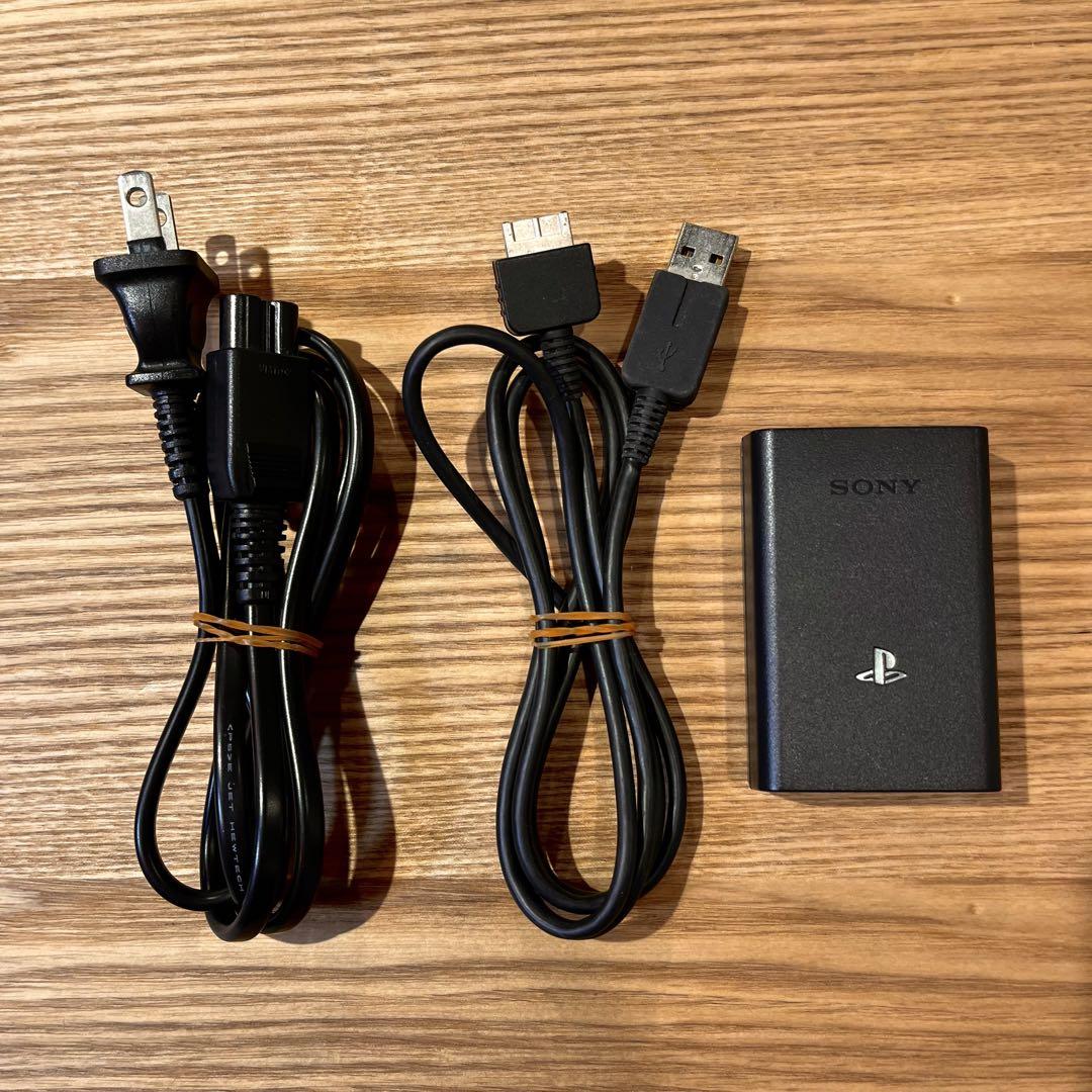 2個 PS vita 充電器 ACアダプターのみ  PCH-ZAC1 純正 SONY PS Vita 純正品 充電器 ACアダプター PCH-ZAC1 USBケーブル