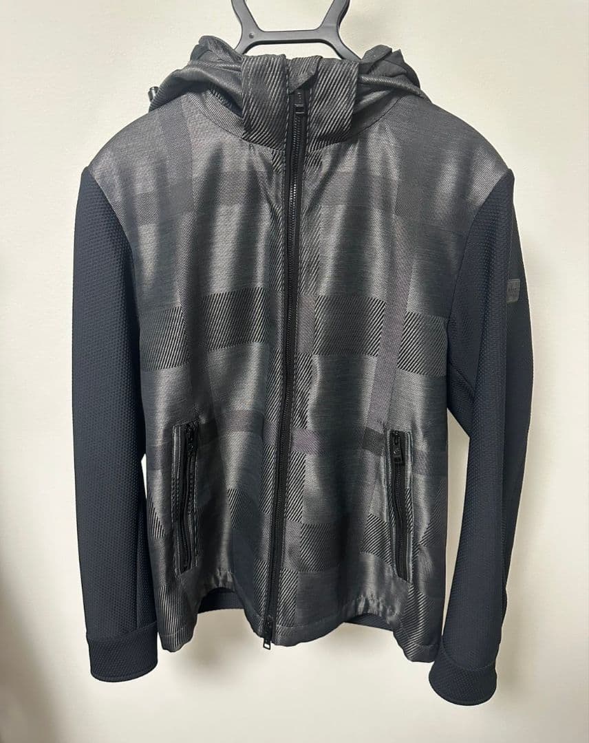 新古品✨️【ブラックレーベルクレストブリッジ】マウンテンパーカー