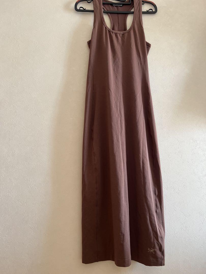いラインアップ ARC'TERYX ブラウン キャミワンピース S/P ワンピース