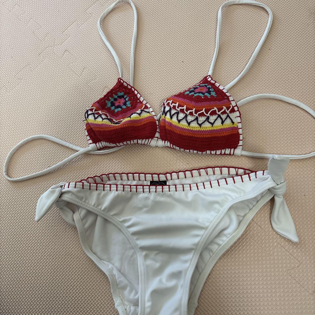 wickedweasel カラフルプリント柄トライアングルビキニ 大特価】ブルーxピンク マルチカラ カラフル 花柄 フラワー