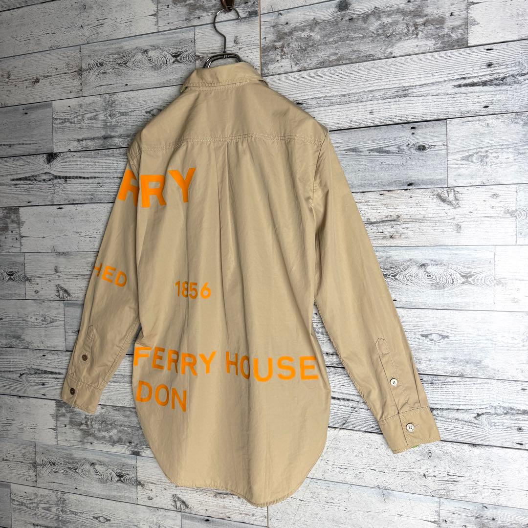 【希少デザイン】バーバリー☆ ホースフェリー ビッグロゴ入り長袖シャツ ベージュ 【希少デザイン】バーバリー☆ ホースフェリー ビッグロゴ入り長袖シャツ ベージュ