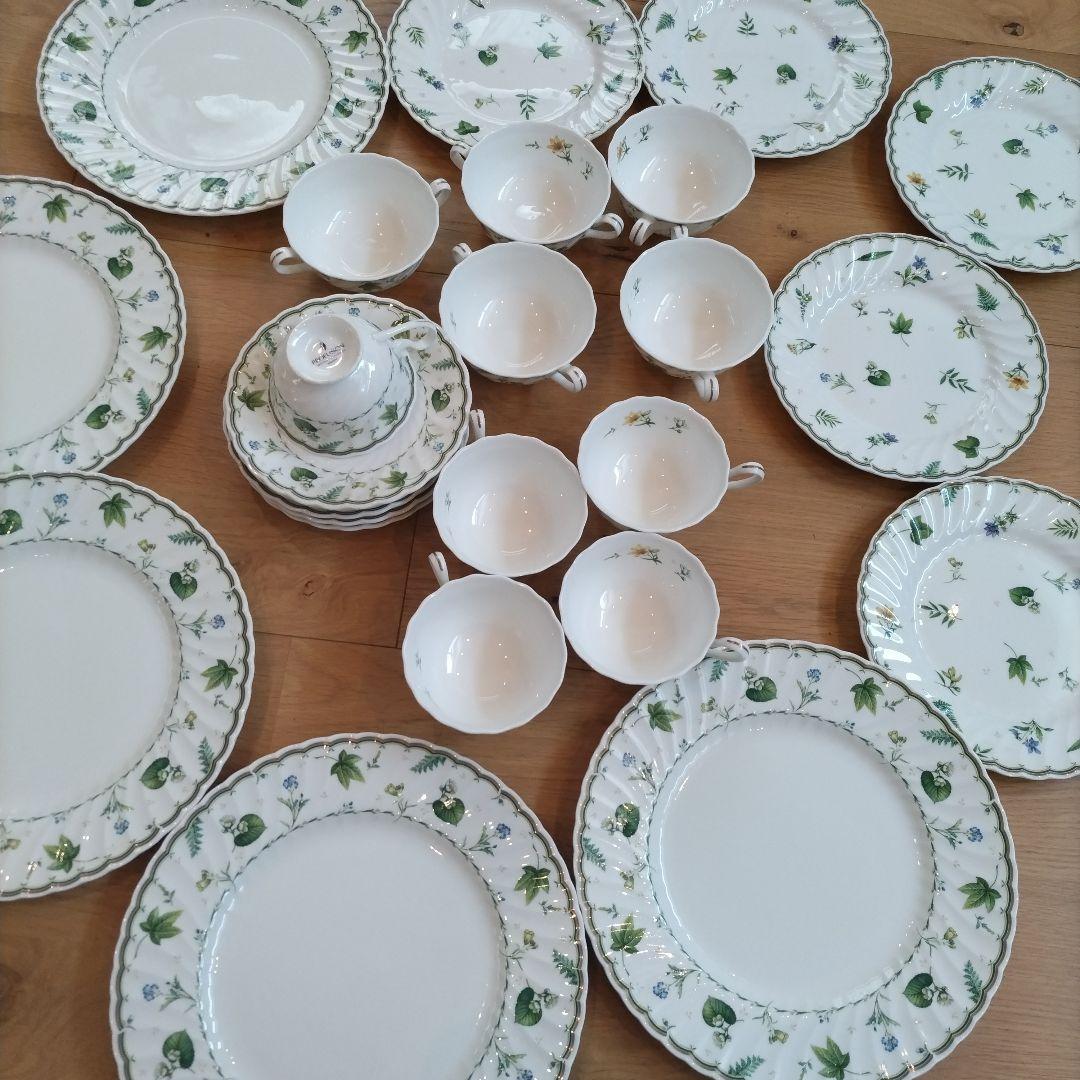 Profusion Bone China Narumi 食器セット　全部で25コ