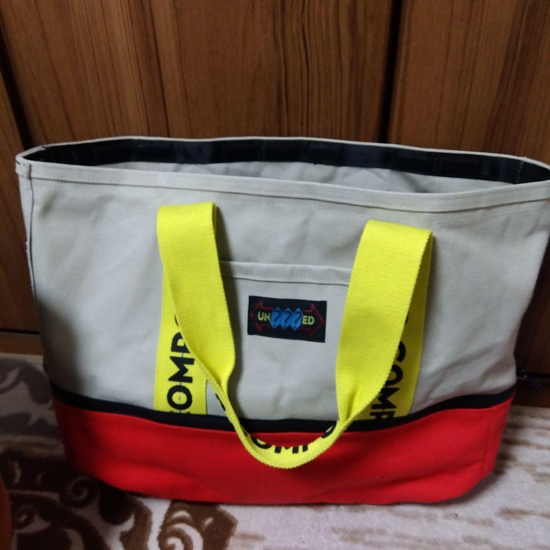 UNCAR COMPAUNDED トートバッグ