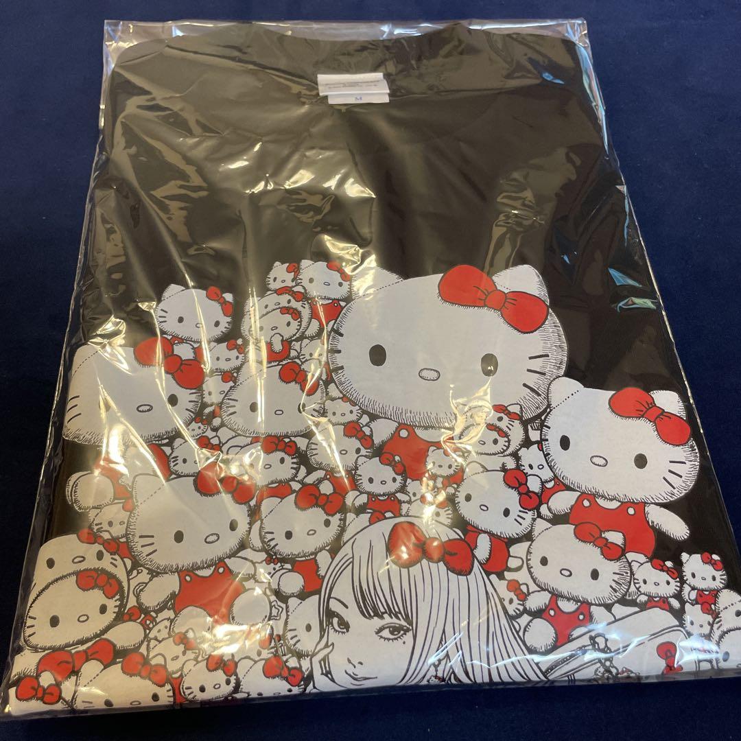 伊藤潤二 サンリオキャラクターズ Tシャツ Mサイズ白黒セット 伊藤潤二 サンリオキャラクターズ Tシャツ Mサイズ白黒セット