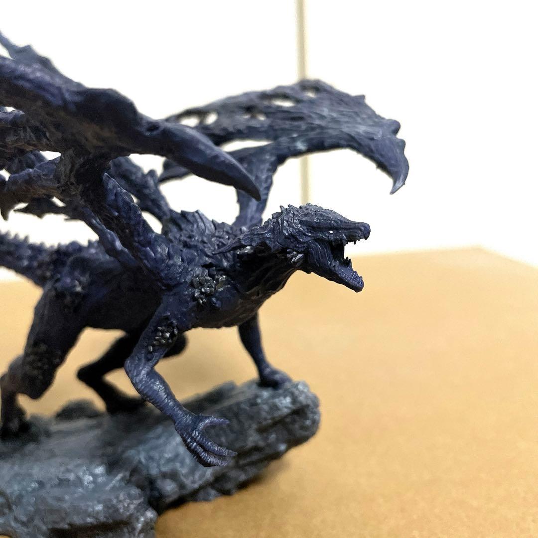 闇喰らいのミディール　フィギュア 闇喰らいのミディール フィギュア ゲームキャラクター