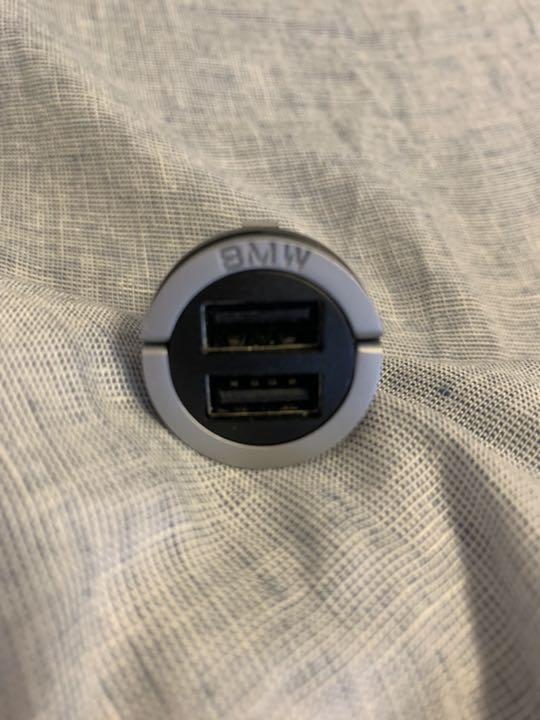 2022新発 BMW デュアル USB チャージャー yng-keibi.com 2022新発 BMW デュアル USB チャージャー yng-keibi.com