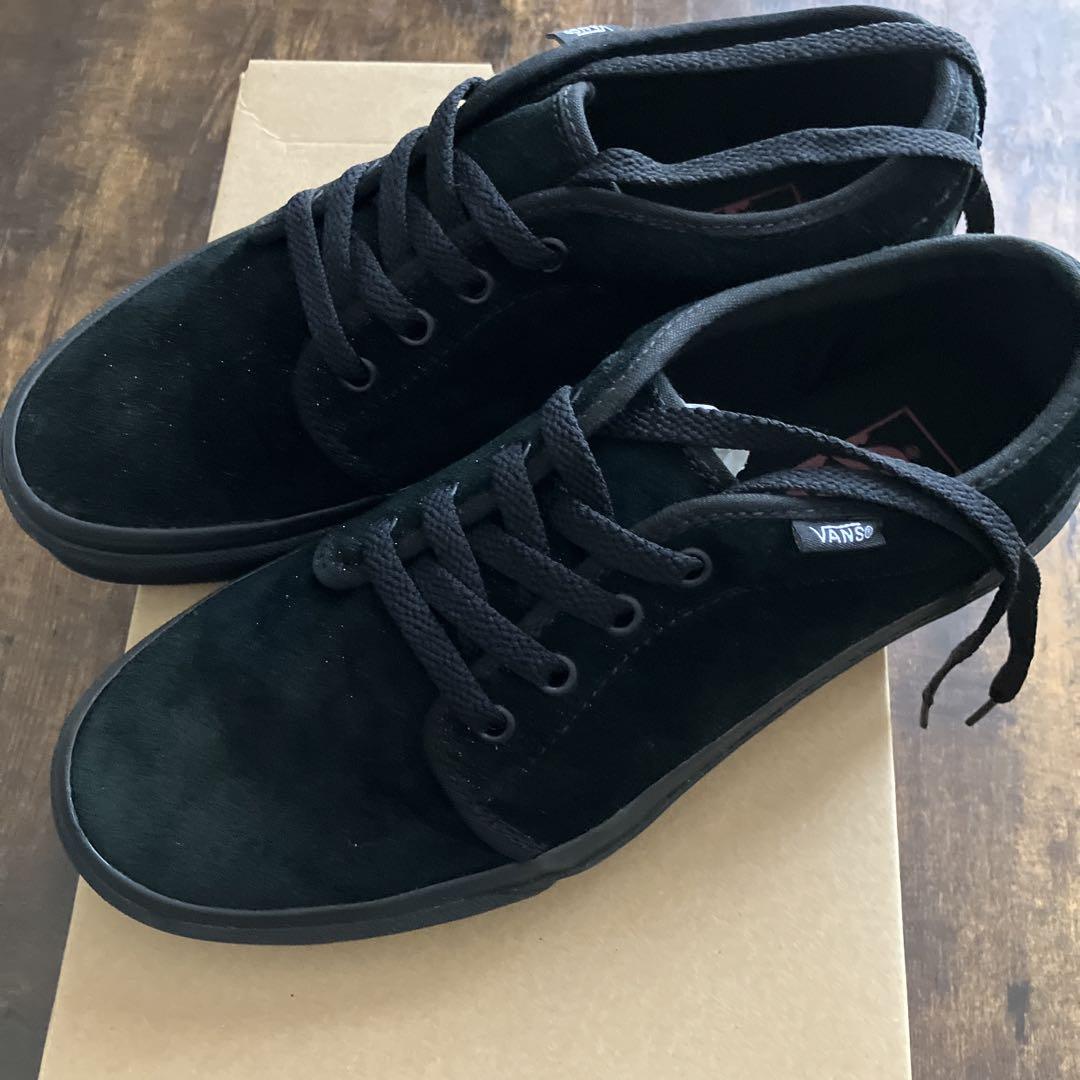 Vans ブラック スエード スニーカー VANS ブラック スエード スニーカー - メルカリ