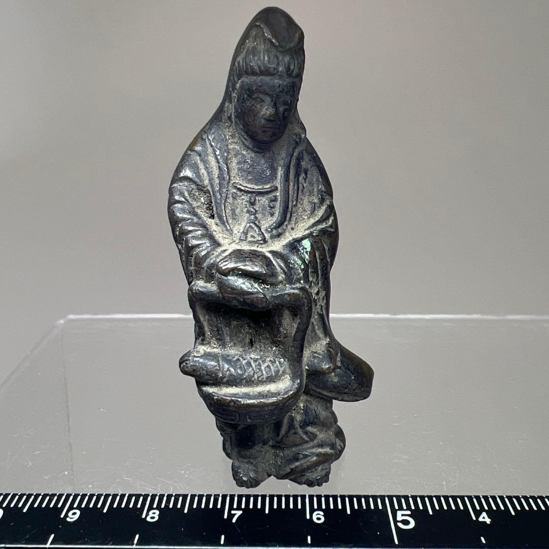 古銅　観音像　104g 東Y7-0929ア㉟