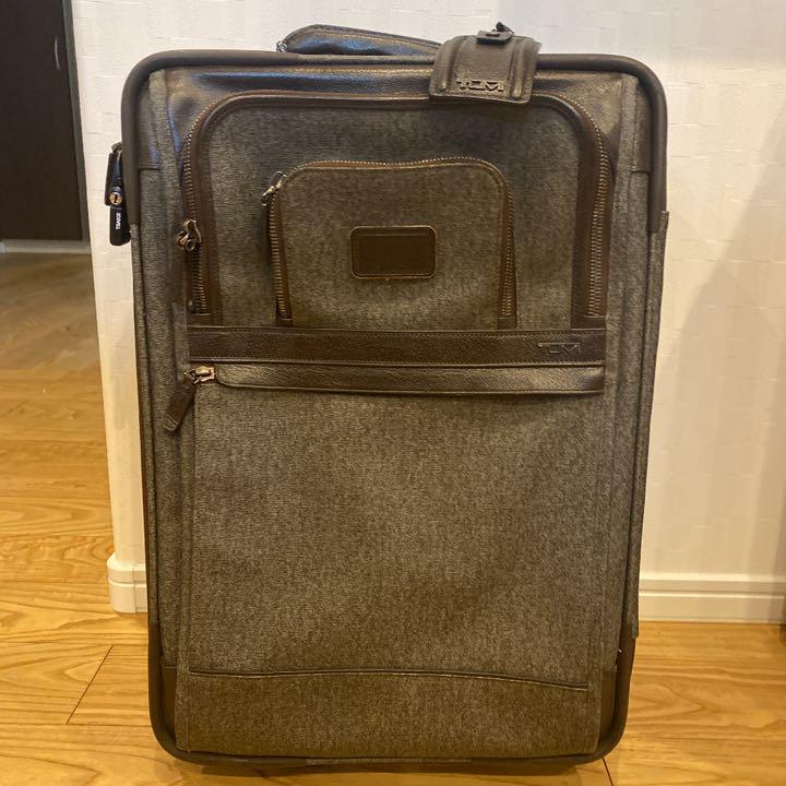 TUMI キャリーバッグ