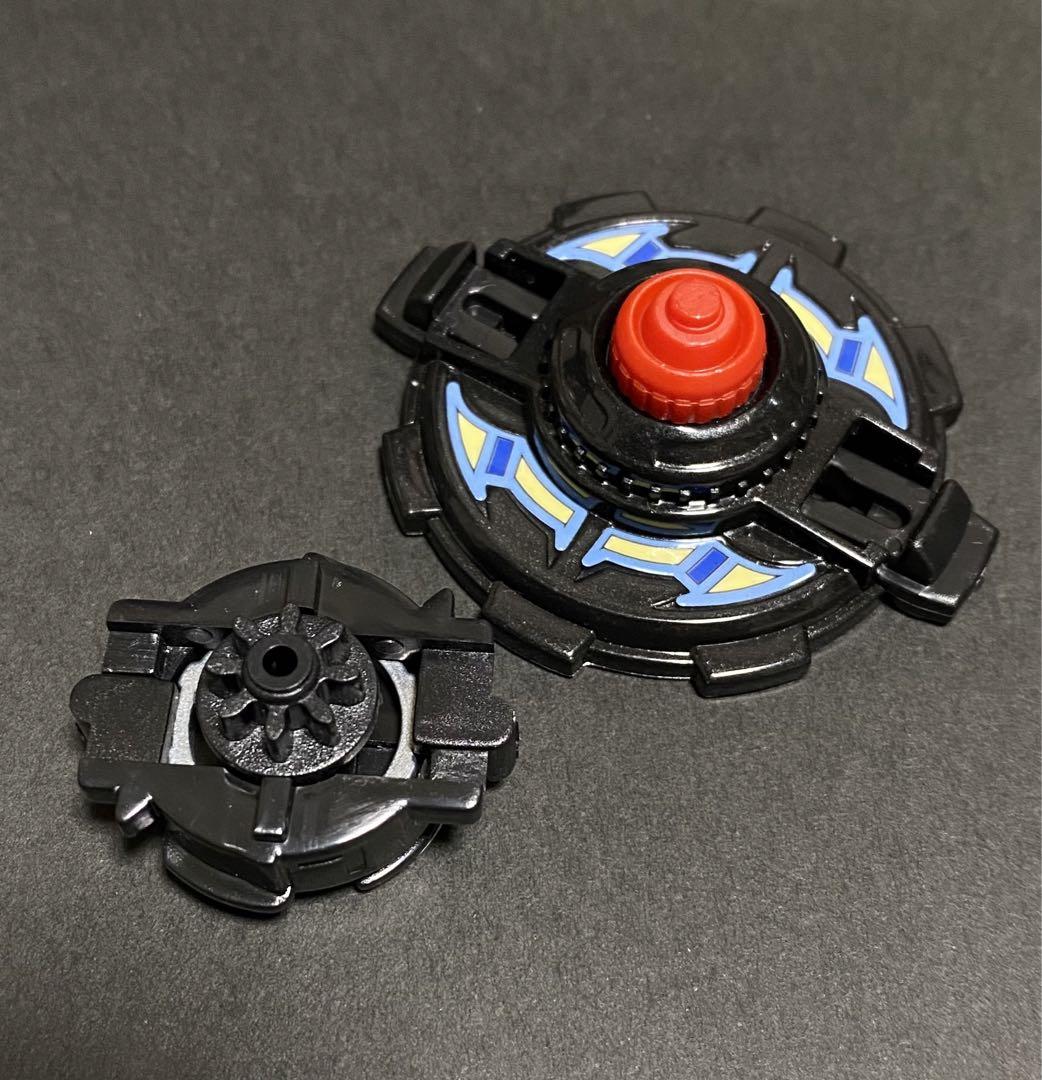 【 超美品 】ドラグーンF ガンメタVer.　爆転シュートベイブレード