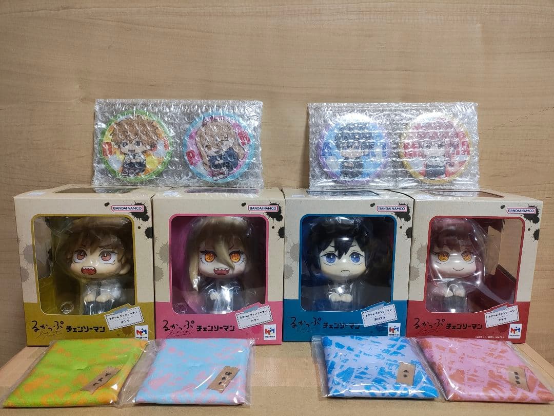 チェンソーマン るかっぷ 4点セット 缶バッジ付き　座布団付き