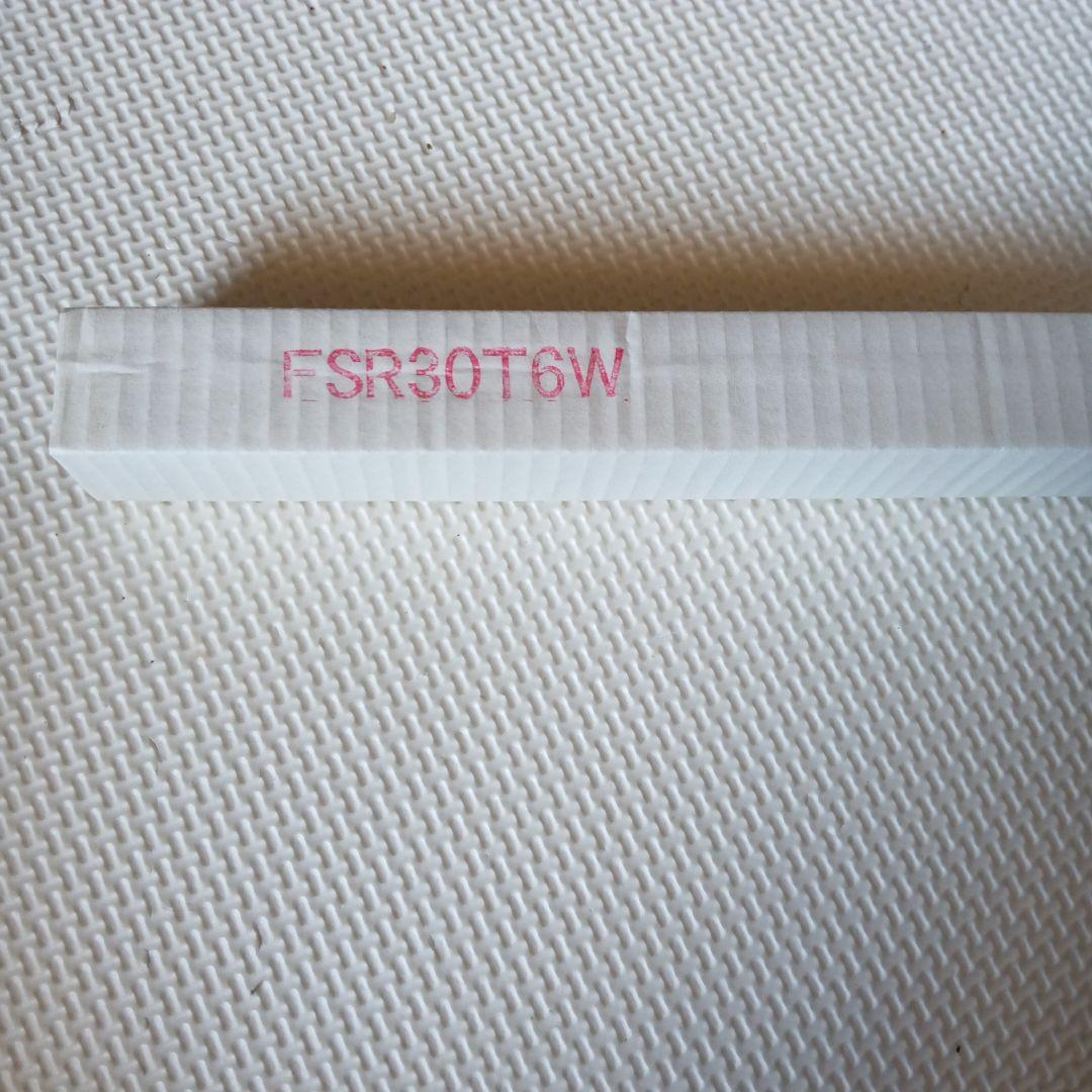 FLR 30 T 6 W4本でお願いします