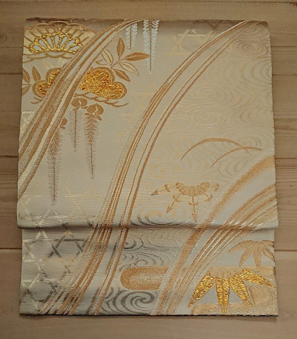 袋帯 美品 秀品 桜 波 金糸 唐織 銀色 六通 正絹 【中古