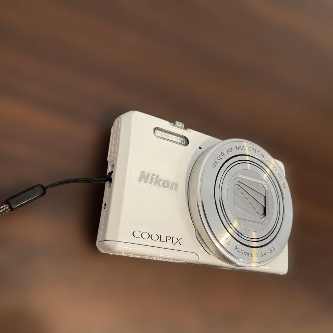 3695 Nikon COOLPIX S7000 ホワイト 美品 デジカメ - メルカリ