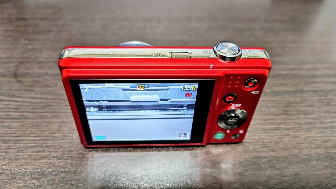 CASIO EXILIM EX-ZS100 Digital Camera Red 14.1MP 12.5x