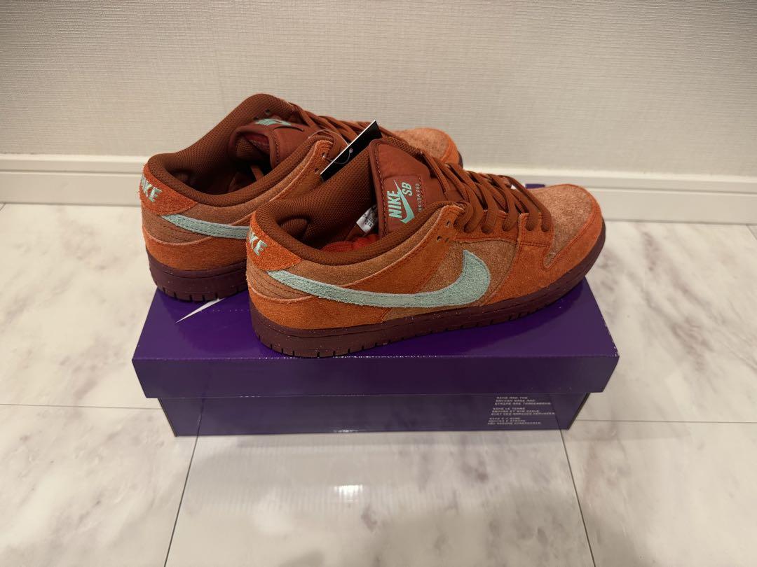 スケートボード Nike SB Dunk Low Mystic Red and Rosewood