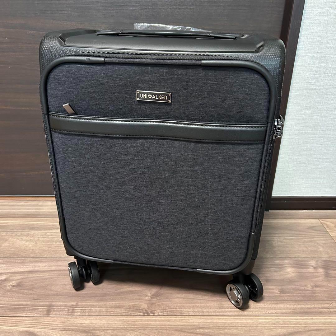 キャリーケース 29L グレー　防水加工　スーツケース　機内持ち込み　軽量　横型