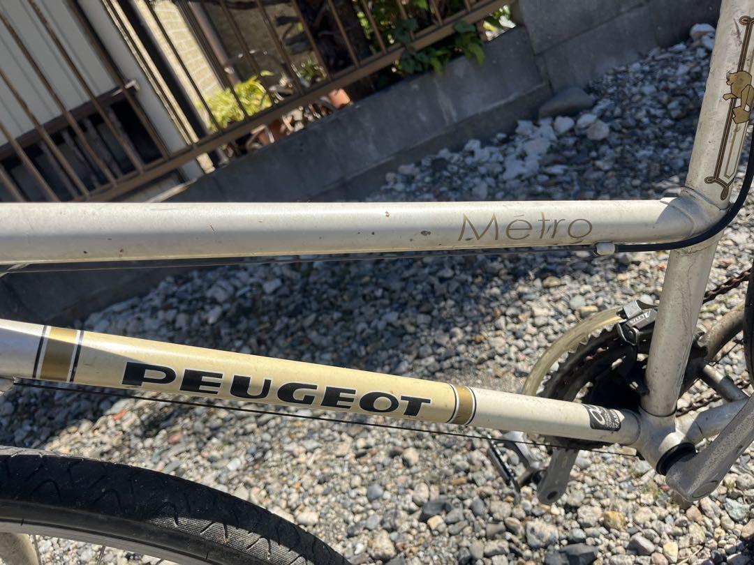 プジョーカゴ付き自転車