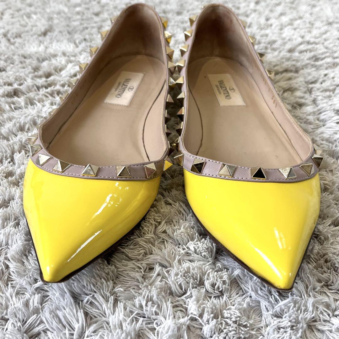 VALENTINO ロックスタッズ エナメル フラットパンプス 36.5