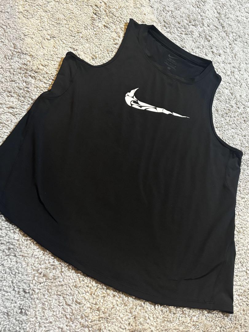 NIKE トレーニングウェア　オールシーズン
