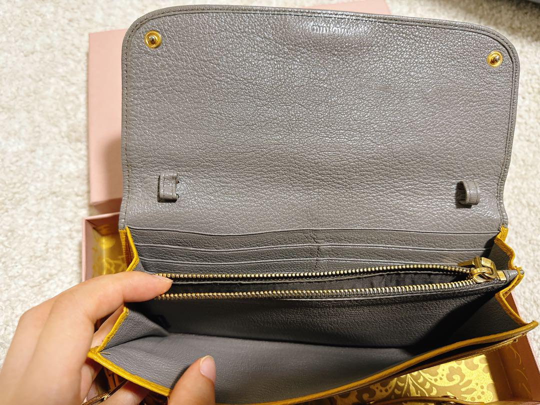 専用MIU MIU チェーンウォレット　グレー/イエロー 長財布