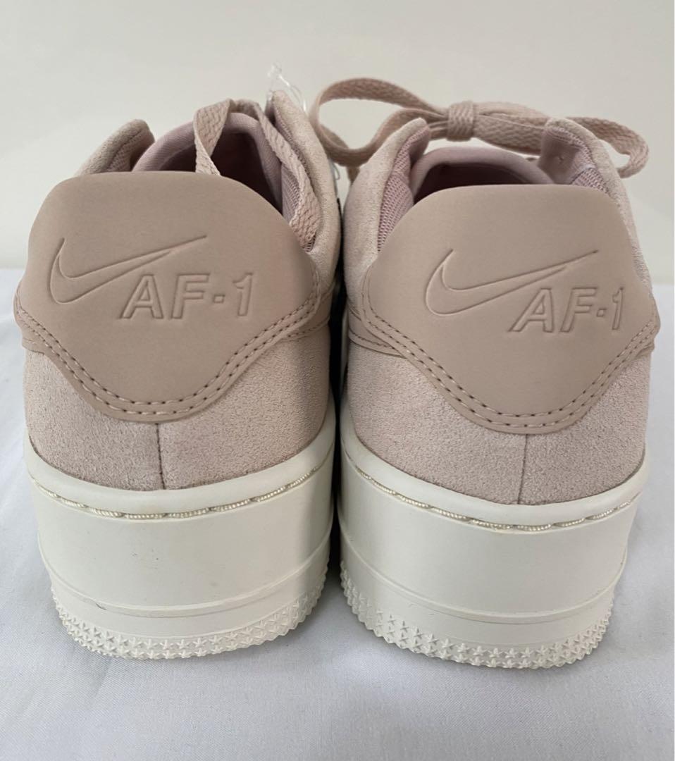 【新品】NIKE スニーカー　ナイキ　ウィメンズ　AF1 セイジ　LOW