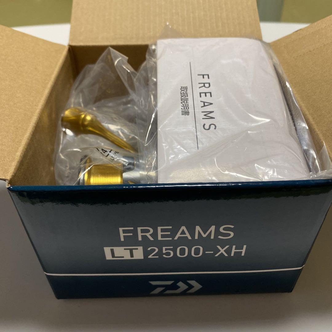 Daiwa FREAMS LT 2500-XH リール 予備スプール付き ダイワ