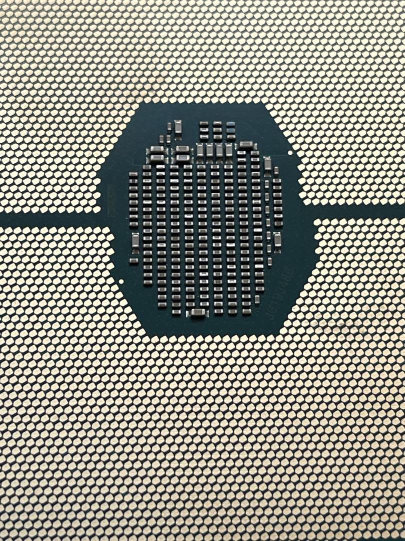 Intel Xeon Gold 6242R CPU ✖️2