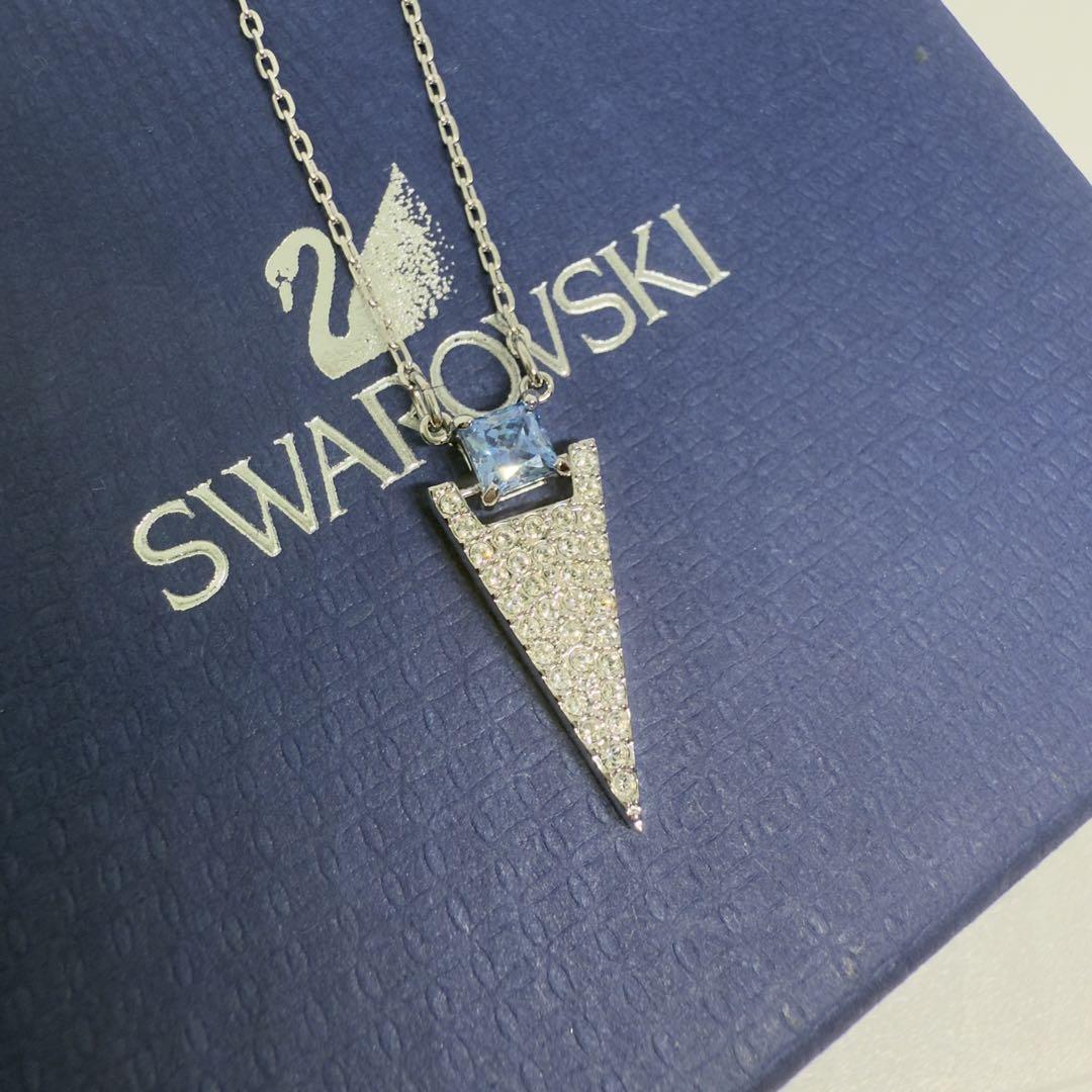 はるる　【新品未使用】スワロフスキー Fantastic ネックレス スワロフスキー ネックレス Eternal Flower 正規品 極美品 箱付