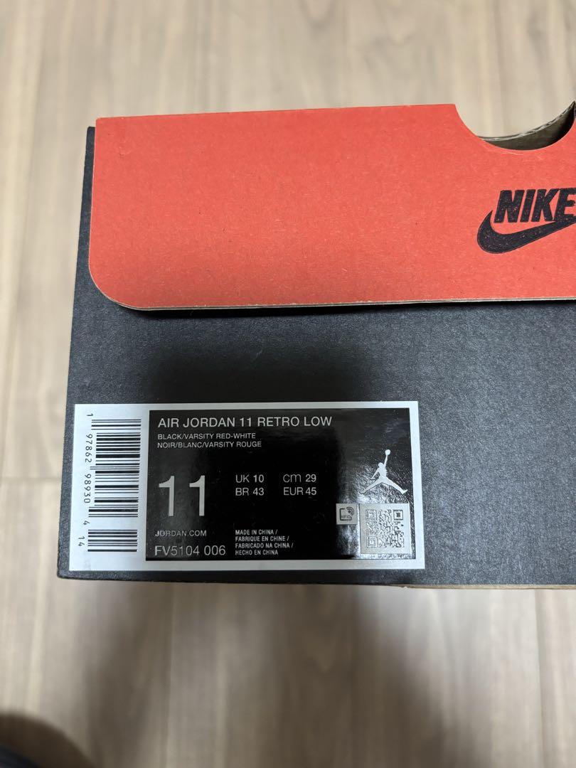 NIKE Air Jordan 11 Low ブラック/レッド