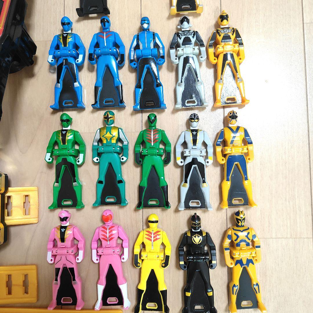 モバイレーツ ゴーカイセルラー レンジャーキー まとめ売り ☆モバイレーツ/ゴーカイセルラー/ゴーカイバックル/レンジャー