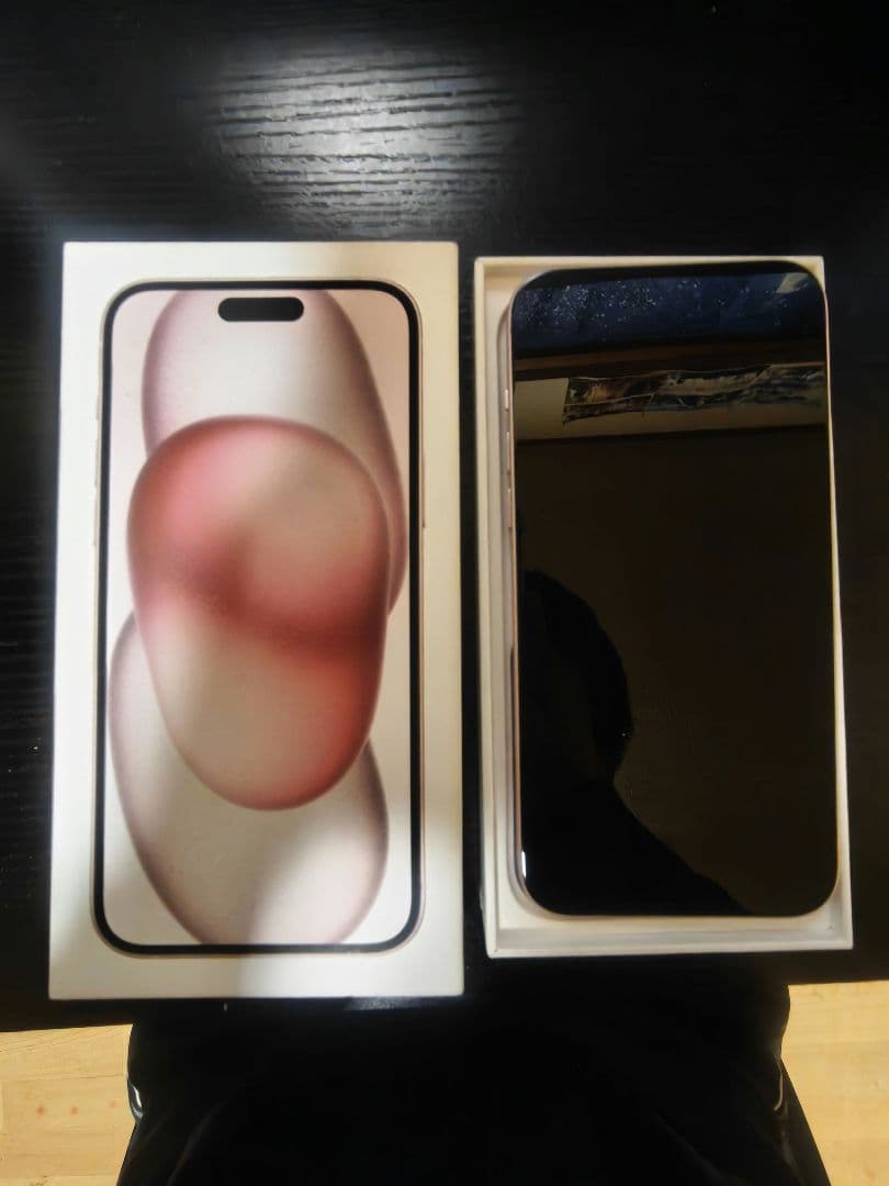 iPhone15plus 128GB SIMフリーやや傷や汚れあり