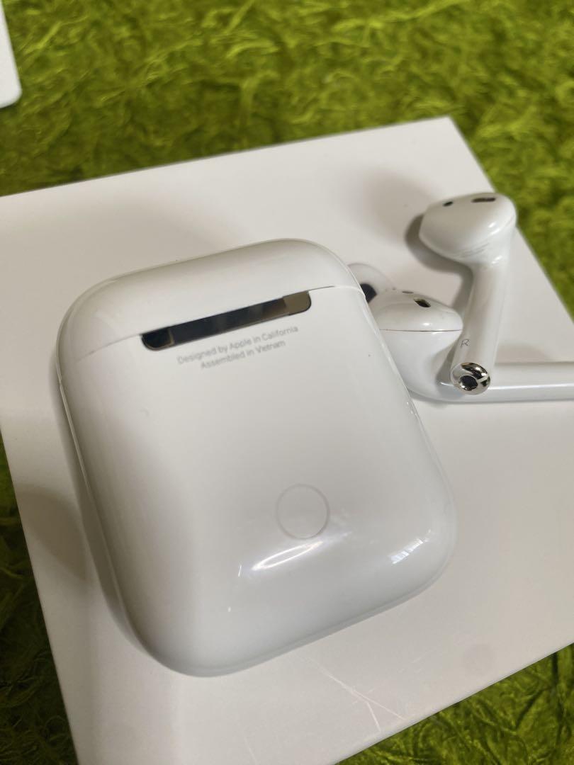 AirPods 第2世代 シリコンケースおまけ