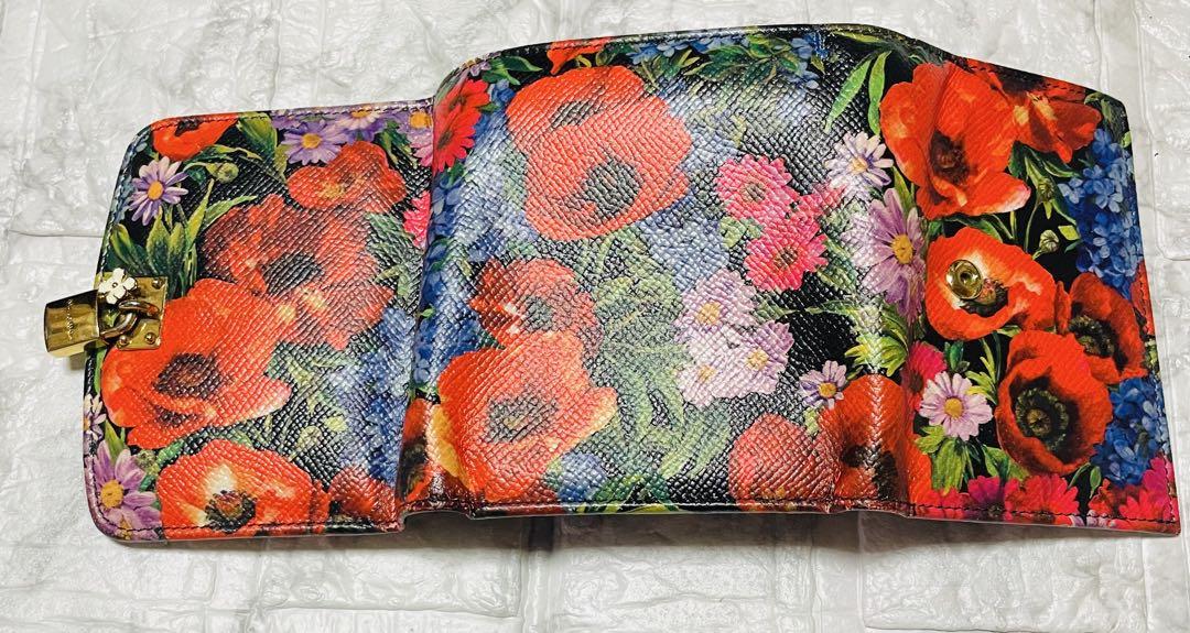 美品 DOLCE&GABBANA 花柄 三つ折り財布 レザー 箱・カード付