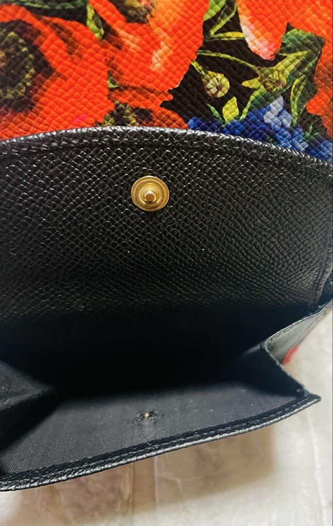 美品 DOLCE&GABBANA 花柄 三つ折り財布 レザー 箱・カード付
