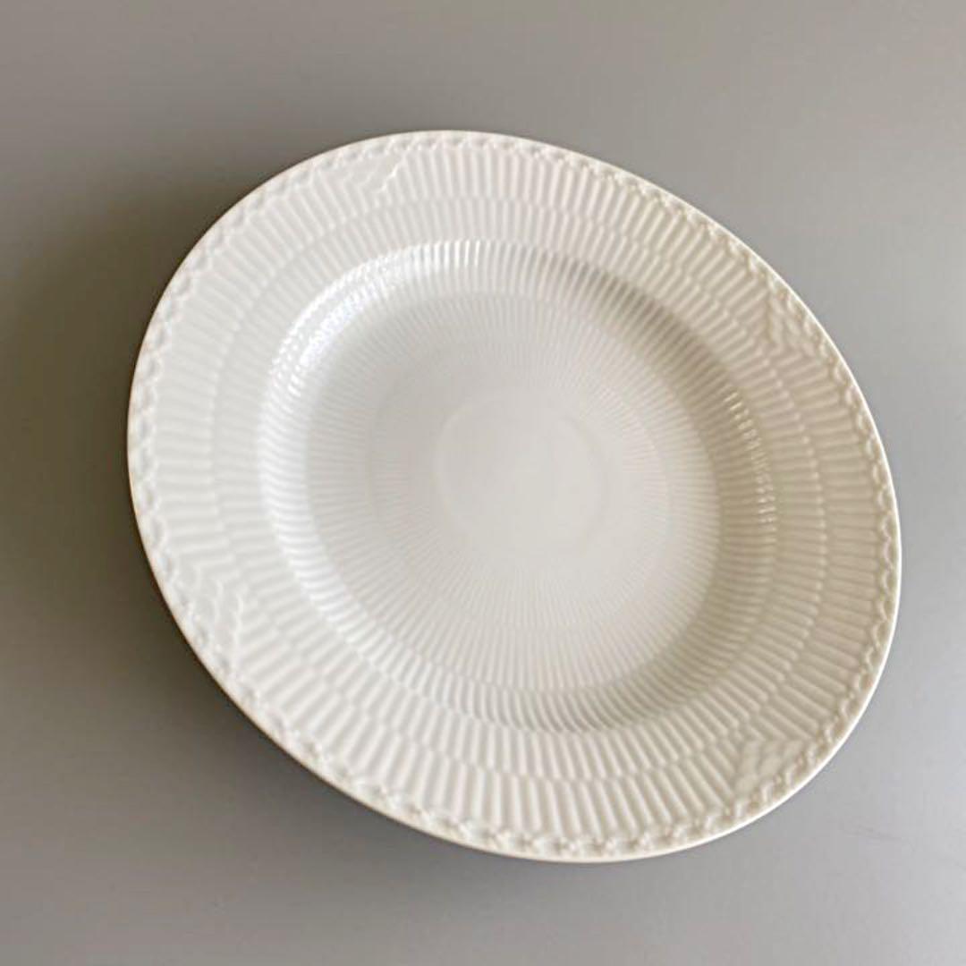 今月限定 ロイヤルコペンハーゲン ホワイトフルーテッド ハーフレース25cm 未使用 mSYoc-m43256362007 高評価