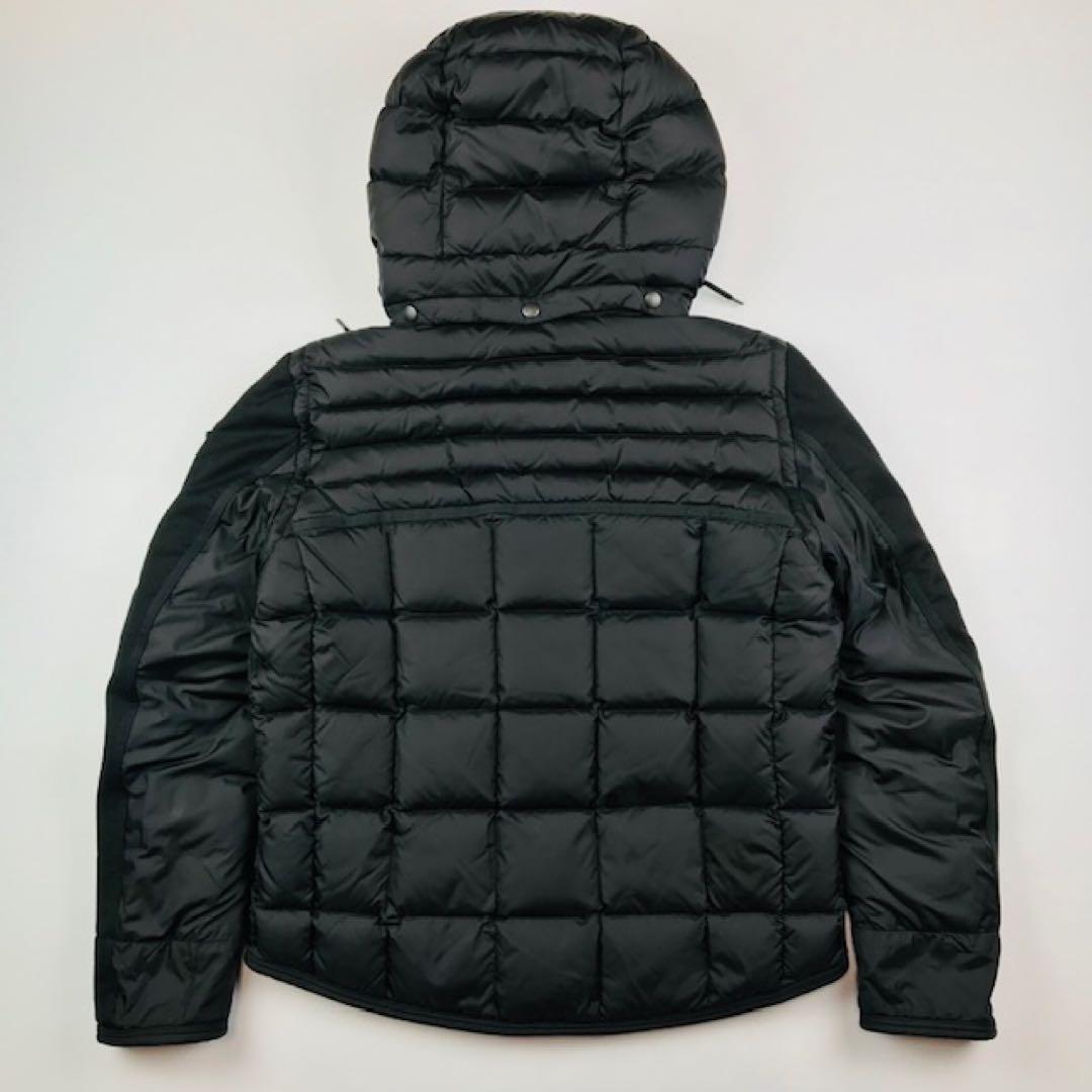 美品★モンクレール・RYAN ワッペン フード付 ダウンジャケット(2)