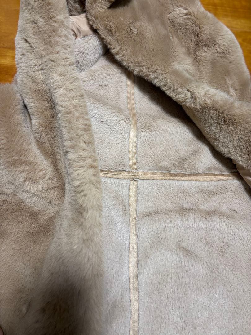 フード付きベージュファーコート ムートンコート フード付きベージュファーコート ムートンコート