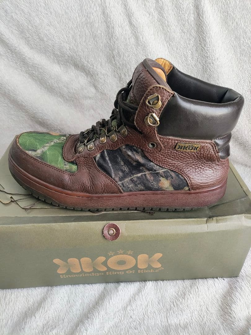 KKOK　BREED PLUSリアルツリー２８cm箱付nitraidスニーカー靴