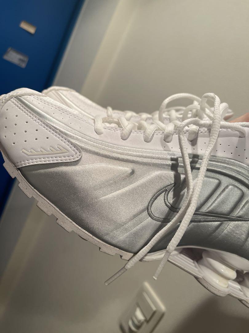 NIKE SHOX R4 WHITE SILVER 27.5cm