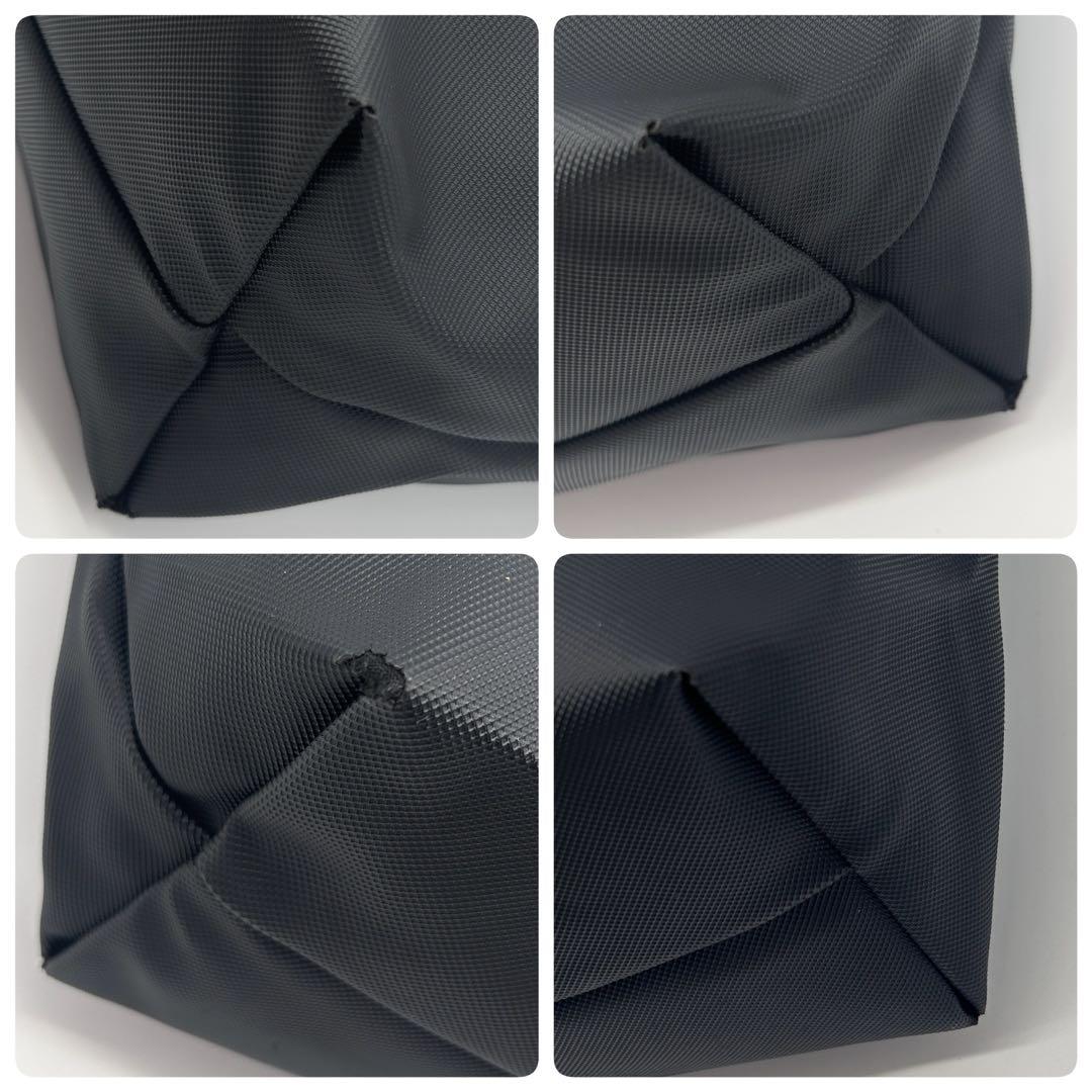 A228【大容量】良品 ラコステ トートバッグ PVCレザー 黒 ユニセックス