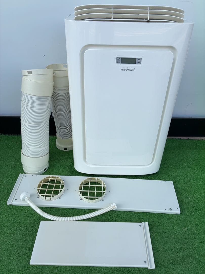 トヨトミスポット冷暖房エアコン TAD-22JW 2019年製目立った傷や汚れなし