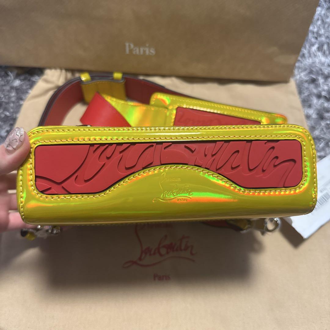 新品未使用 Christian Louboutin バッグ