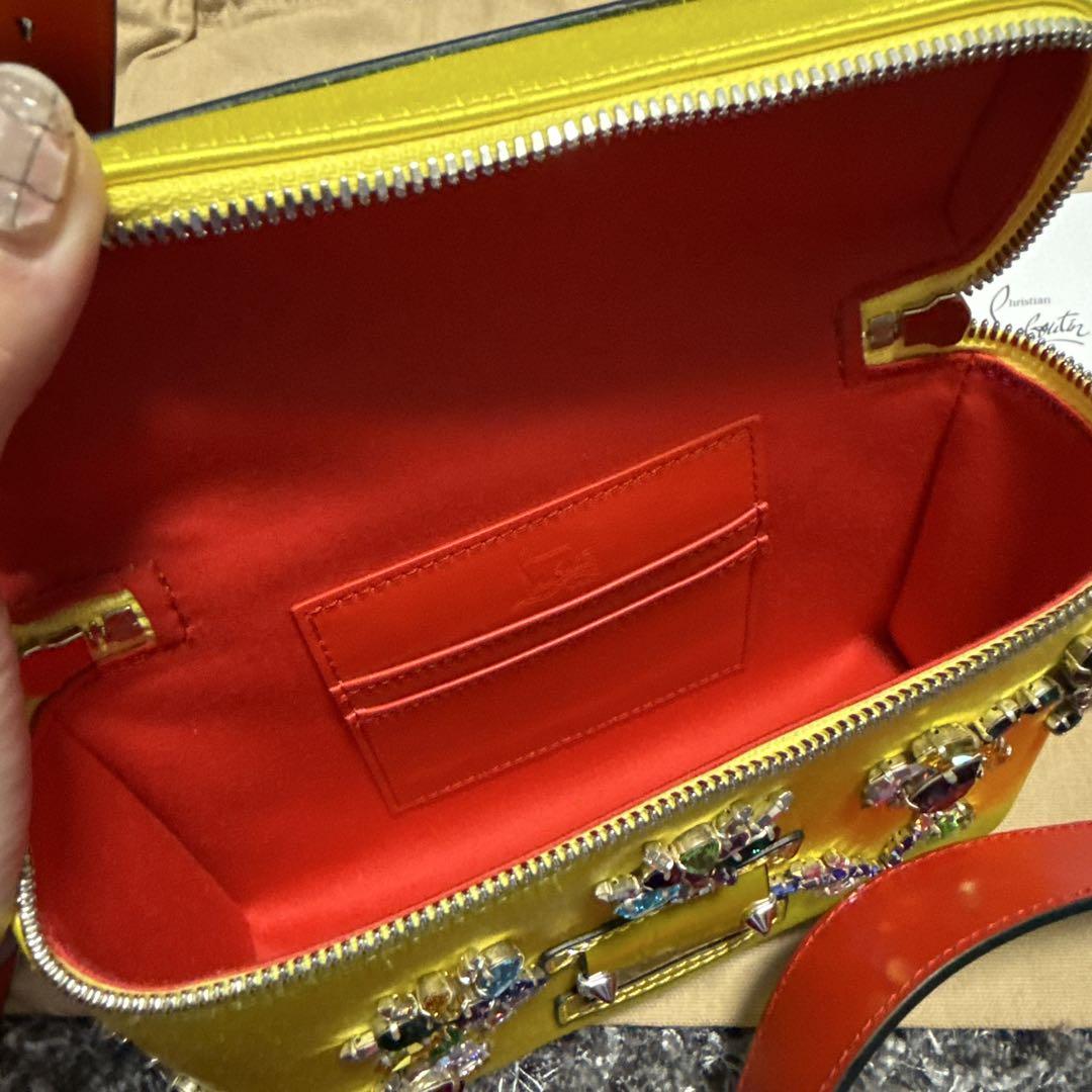新品未使用 Christian Louboutin バッグ